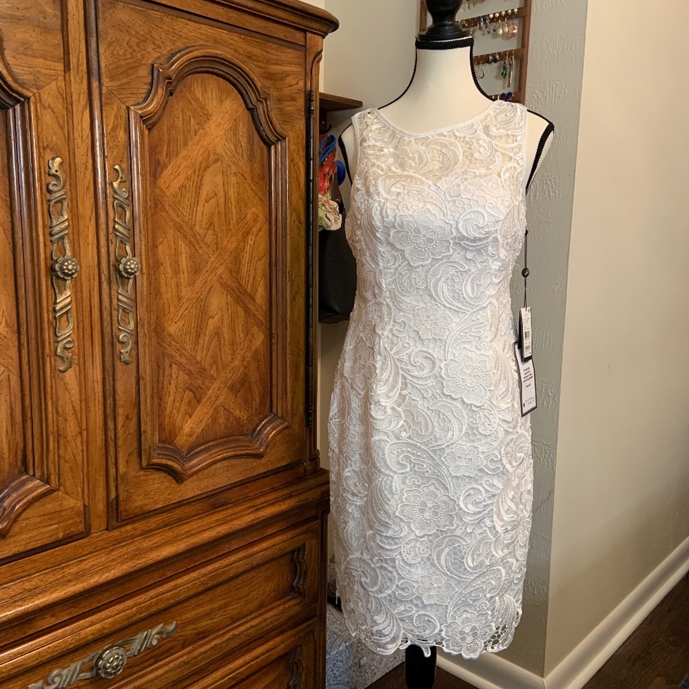Adrianna Papell White Lace Dress/Strapless Size 4
